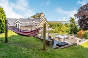 Terrace/patio - Rhodewood Lodge, Saundersfoot (Saundersfoot)