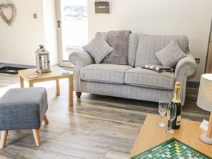 Living area - Lowdale Barns East, Sleights (Whitby)