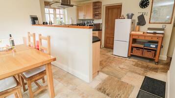Dishwasher, highchair