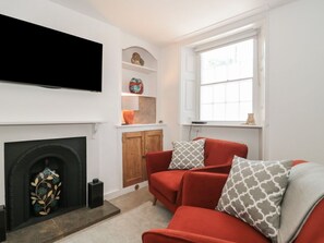Living area - Mollys Cottage, Dorchester. TV (Dorchester)