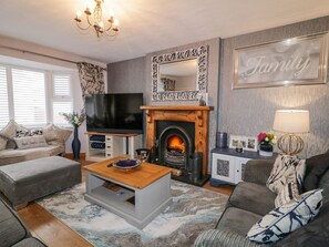 Fireplace - 16 Whitehall Place Ballycastle (Ballycastle)