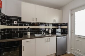 Private kitchen - Spacious Flat 8 Near Berrow Flats (Burnham-on-Sea)