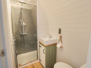 Shower - Lodge 1, Lochmaben, Dumfries and Galloway (Lockerbie)