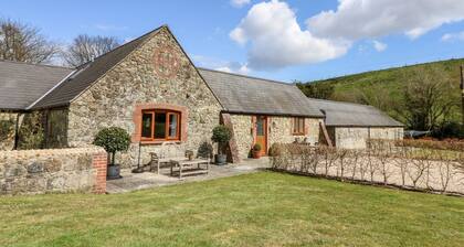 The Old Dairy, Gatcombe