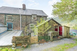 Exterior - 1 Isygraig, Machynlleth (Machynlleth)