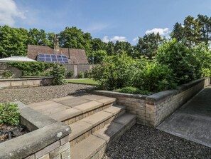 Property grounds - Manor House, Warkworth (Warkworth)