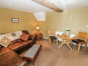 Living area - Charming Ewe Cottage in Masham (Ripon)