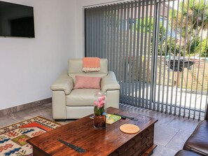 Living area - 3 Palms, Preston Sands (Paignton)