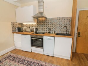 Dishwasher - Kearton Apartment, Muker (Richmond)