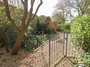 Property grounds - The Little Hay Barn in Bacton. (Norwich)