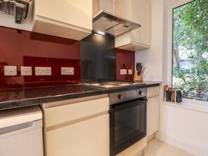 Dishwasher - Fox Meadow, Battle, Sussex (Battle)