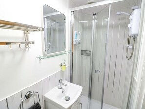Shower - Cosy Cottage in Harvington, Harvington (Evesham)