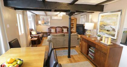 Cosy Cottage in Harvington, Harvington