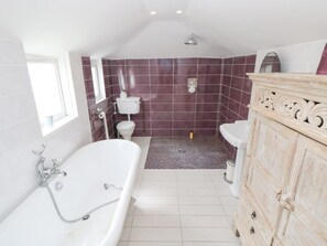Shower - Primrose Cottage Isle of Wight (Ryde)