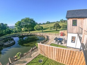 Outdoor dining - Swallows Dip, Honiton (Honiton)