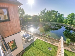 Outdoor dining - Swallows Dip, Honiton (Honiton)