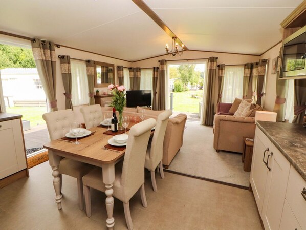 Dining - 22 Yealand, Carnforth (United Kingdom)