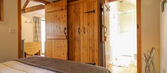 The Kiln: A Charming Retreat in Harleston
