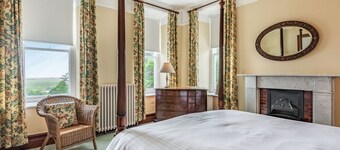Pensarn Hall, Llanbedr