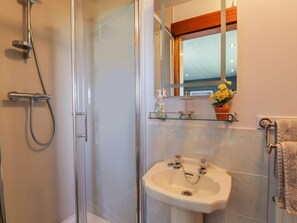 Shower - Braehead Croft, Portessie (Buckie)