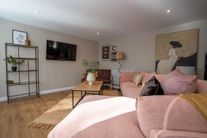 Living area - Coral Cottage, Kessingland (Lowestoft)