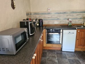 Dishwasher - Tea Cosy Cottage Park Farm, Marhamchurch (Bude)