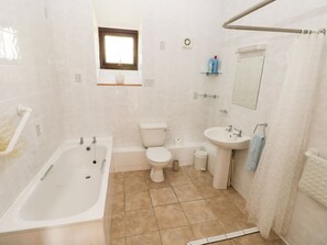 Shower - Hill Top Farm Cottage, Narberth (Narberth)