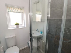 Shower - Sunset Cottage, Beadnell (Chathill)