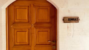 Twin Room, Lake View | Exterior detail