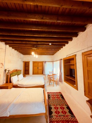 Twin kamer, uitzicht op meer