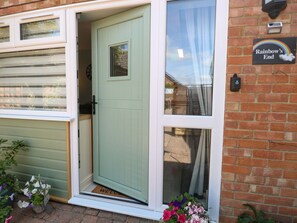 Exterior detail - Rainbow's End, Swanton Morley (Dereham)