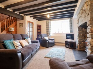 Fireplace - Bryn Re, Trawsfynydd (Blaenau Ffestiniog)