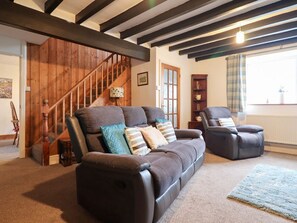 Fireplace - Bryn Re, Trawsfynydd (Blaenau Ffestiniog)