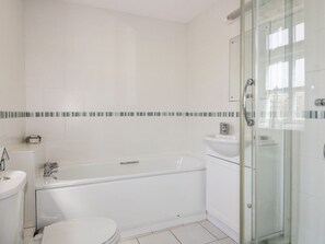 Shower - Owls Roost, Gorran Haven (St. Austell)