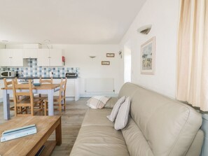 Living area - Owls Roost, Gorran Haven (St. Austell)