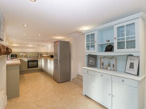 Dishwasher - Builth House rests in Gilwern. (Abergavenny)
