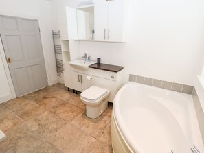 Shower - Pat's Cottage, Market Rasen (Market Rasen)