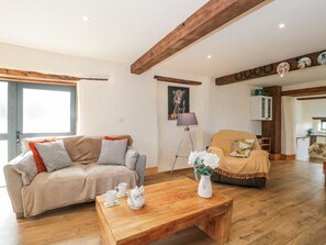 Living area - The Bull Pen, Yeovil, Somerset (Yeovil)