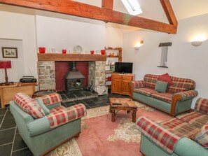 Fireplace - Beudy Bach, Y Felinheli (Caernarfon)