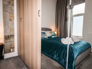 Room - King Edward's View, Newquay (Newquay)