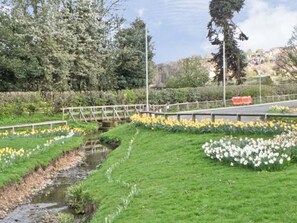 Property grounds - No. 2 Low Hall Cottages, Scalby (Scarborough)