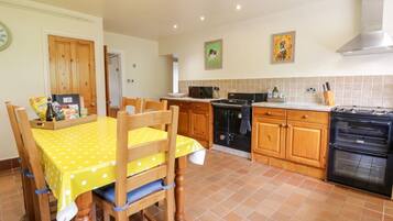 Dishwasher, highchair
