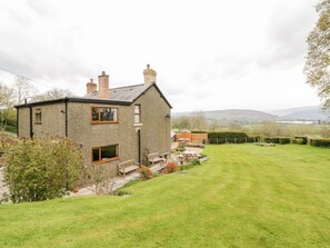 Exterior - Charming Groes Lwyd Home Awaits (Corwen)