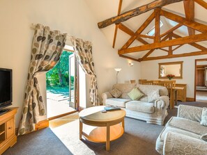 Living area - Parrs Meadow Cottage, Pitchford (Shrewsbury)