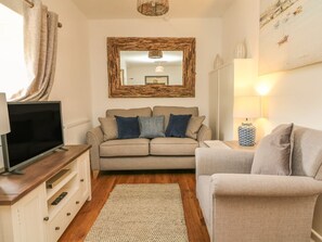 Living area - Wren Cottage, Ilfracombe (Ilfracombe)