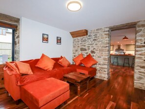 Living area - The Old Cattle Barn, Launceston (Launceston)