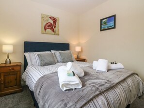 4 bedrooms, WiFi