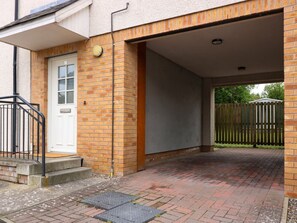 Exterior detail - 1 Donalds Lane, Dundee, Angus. (Dundee)
