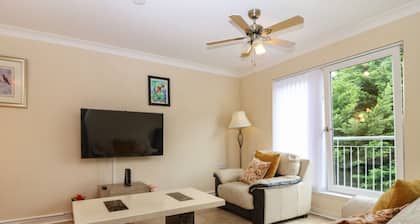 1 Donalds Lane, Dundee, Angus.