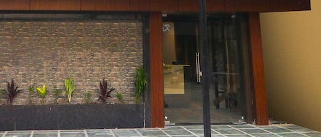 House | Reception